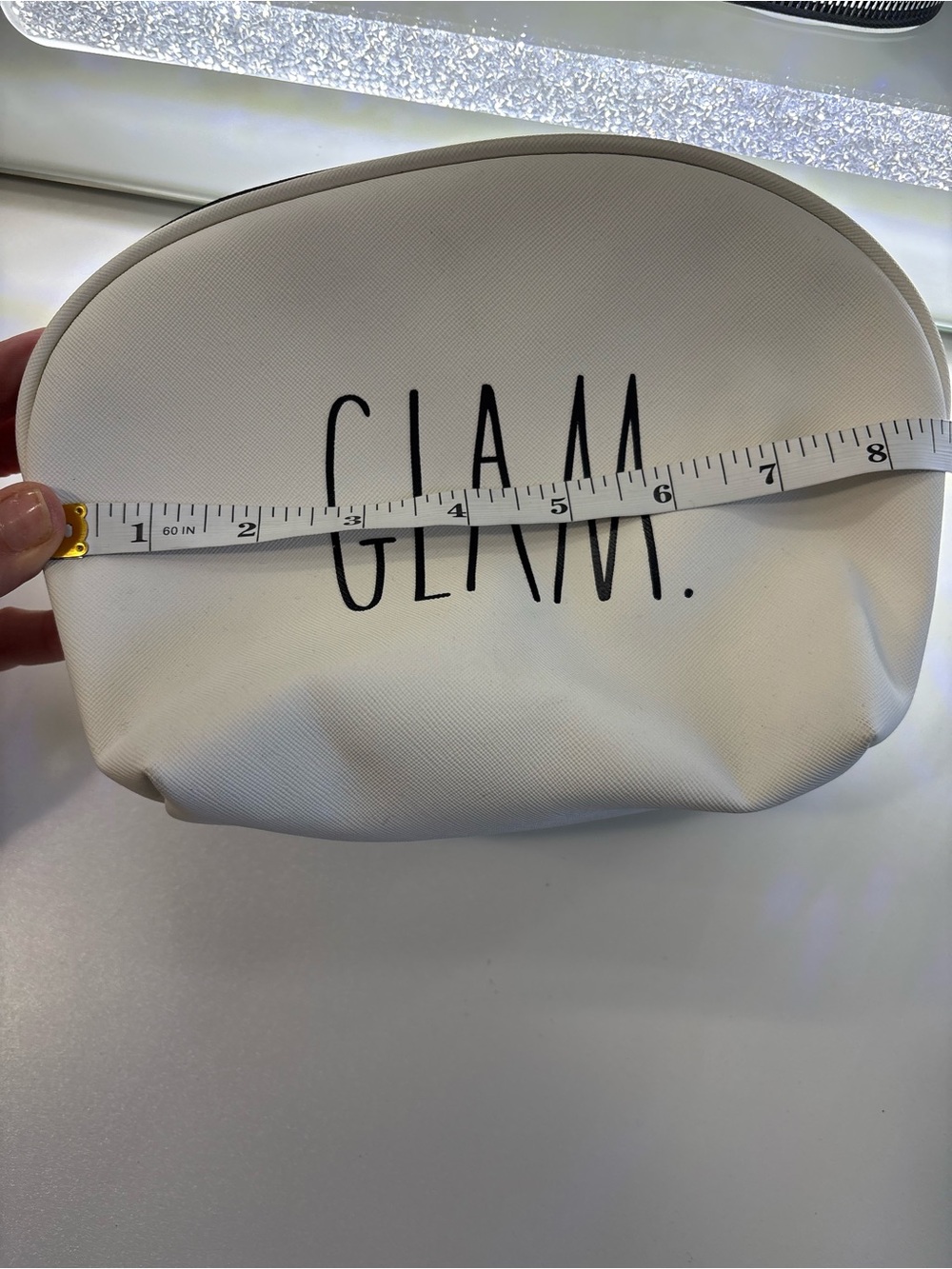 Glam Bundle - Picture 12 of 14